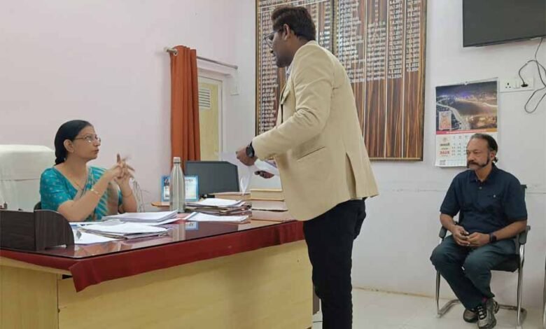 सानिया हॉस्पिटल की जिला स्तरीय जांच होगी , मुख्य चिकित्सा एवं स्वास्थ्य अधिकारी ने 6 सदस्यी जांच दल का किया गठन 1 KSHITITECH 1 48 KSHITITECH