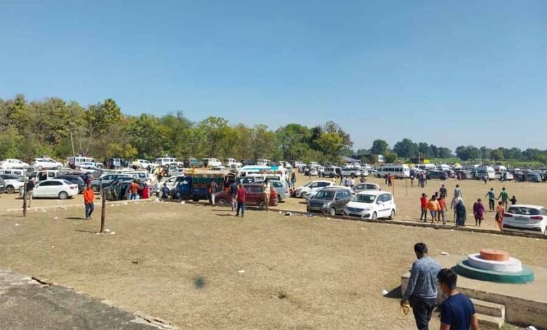 रीवा कमिश्नर और प्रशासन सतर्क, लौटने की अपील 1 KSHITITECH 2 151 KSHITITECH