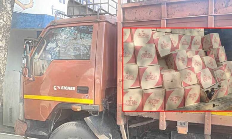 शराब से भरा कंटेनर पलटा, 94 लाख की अवैध शराब सहित 2 तस्कर गिरफ्तार 1 KSHITITECH 2 208 KSHITITECH