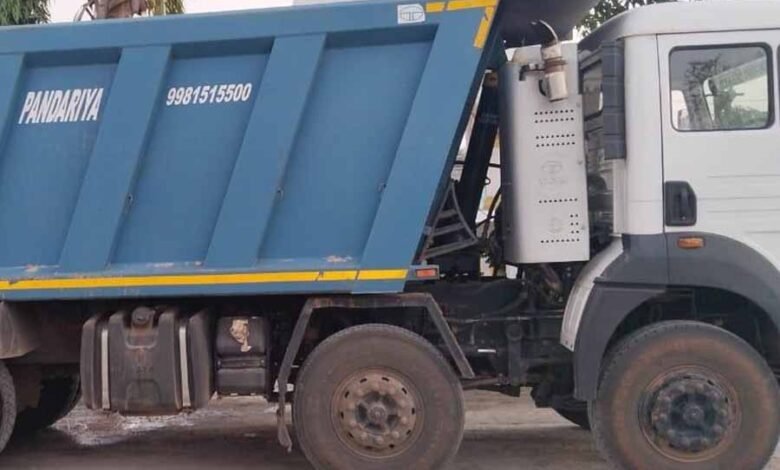 मुंगेली में चोरों के हौसले बुलंद : टायर दुकान के बाहर खड़ी ट्रक चोरी 1 KSHITITECH 2 503 KSHITITECH
