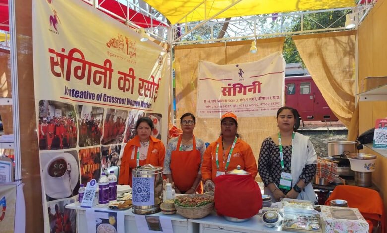 ग्लोबल इंवेस्टर्स समिट-2025 : निवेशकों और मेहमानों ने प्रदेश के उत्पादों को सराहा 1 KSHITITECH 25A 94 1 KSHITITECH
