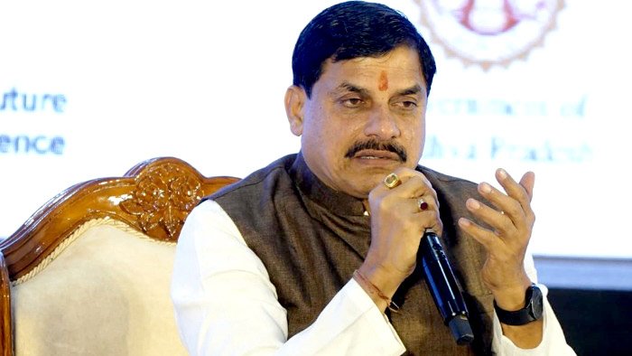 मुख्यमंत्री ने जीआईएस में पधारे अप्रवासी भारतीयों से की भेंट 1 KSHITITECH 26A 6 KSHITITECH