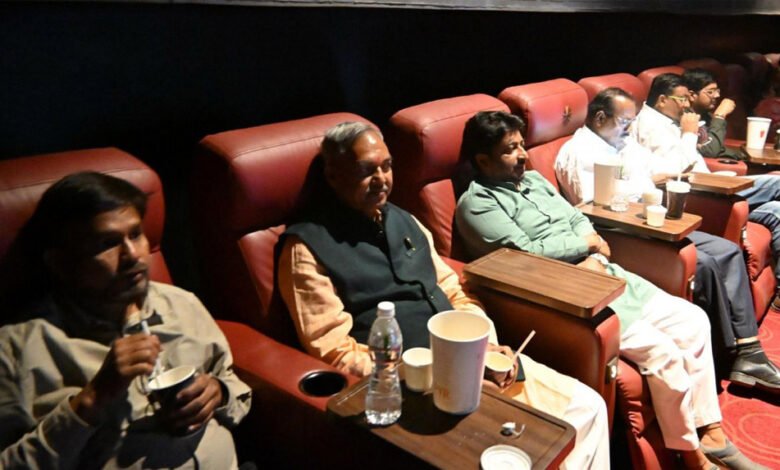 रायपुर : छावा फिल्म का स्कूली बच्चों ने लिया आनंद, छत्तीसगढ़ योग आयोग के अध्यक्ष ने की सराहना 1 KSHITITECH 28A 17 KSHITITECH