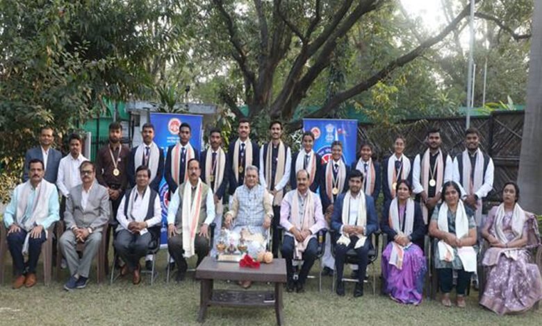 "राष्ट्रीय सेवा योजना" से मिली जीवन दृष्टि को आत्मसात् करें विद्यार्थी : मंत्री परमार 1 KSHITITECH 6A 10 KSHITITECH