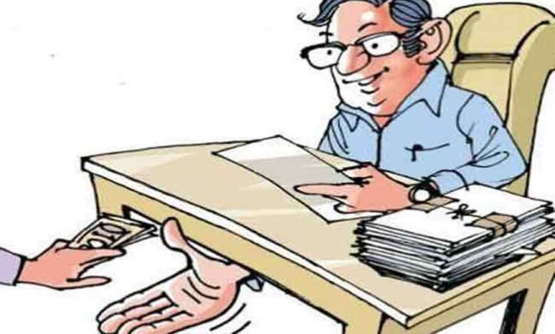 सतना में पकड़ा गया तहसीलदार का रीडर, EOW ने रंगे हाथों रिश्वत लेते हुए दबोचा, जमीन बंटवारे के एवज में मांगी थी रिश्वत 1 KSHITITECH 6A 58 KSHITITECH