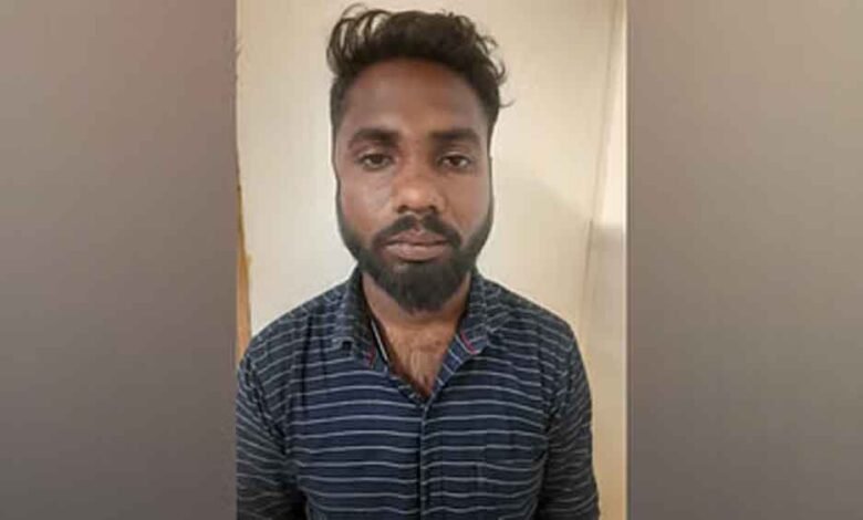 छत्तीसगढ़-जगदलपुर मेडिकल कॉलेज के डॉक्टर के फोन नहीं उठाने पर पार्सल बॉय ने मारा पत्थर 1 KSHITITECH Cg 08 2 KSHITITECH