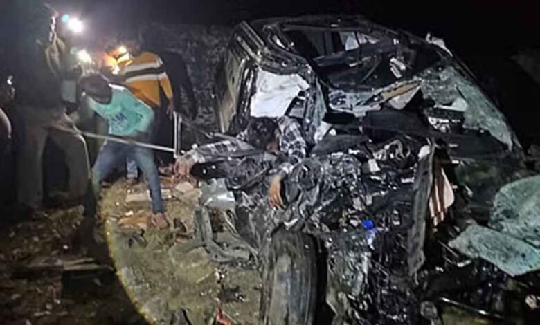 छत्तीसगढ़-अंबिकापुर के चार लोगों की उत्तर प्रदेश में सड़क हादसे में मौत 1 KSHITITECH Chhattisgarh 01 2 1 KSHITITECH