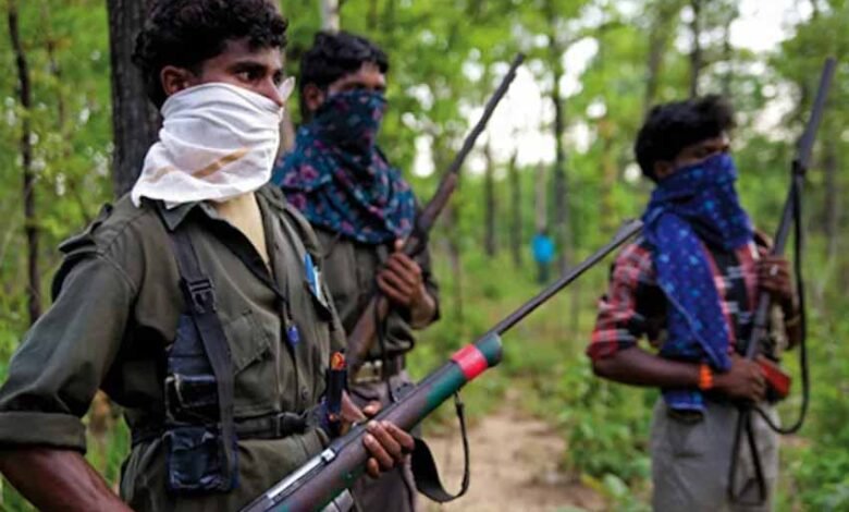 दंतेवाड़ा में नक्सलियों का हमला, सरपंच प्रत्याशी की हत्या 1 KSHITITECH NAXAL PRABHAVIT1 2 KSHITITECH