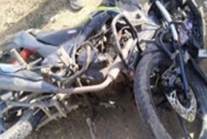 दो बाइक की आपस में टक्कर के बाद दो लोगों की दर्दनाक मौत, एक गंभीर रूप से घायल, अस्पताल में कराया भर्ती 1 KSHITITECH baiek1 KSHITITECH