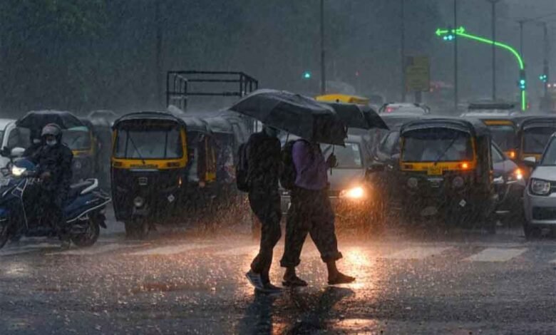 भारत के विभिन्न हिस्सों में आगामी 4-5 दिनों में मौसम में दिखेगा बदलाव, 11 से 13 फरवरी के बीच भारी बारिश 1 KSHITITECH barish1 KSHITITECH