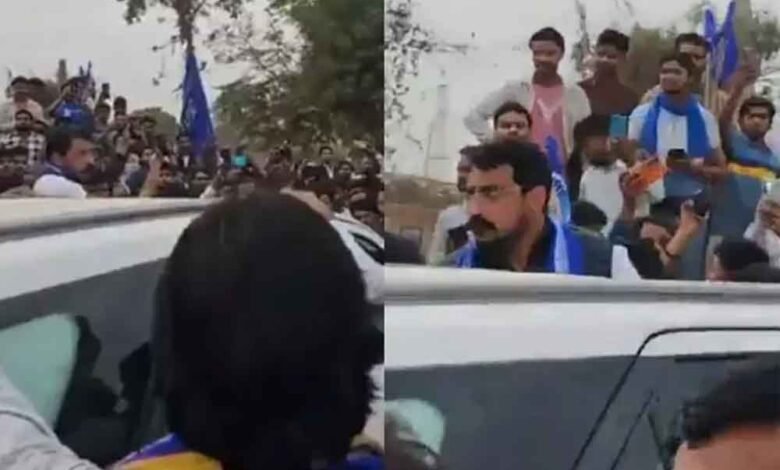 परसोतीगढ़ी के पास दो बाइक सवारों ने चंद्र शेखर के काफिले पर पत्थर फेंके, हुआ हमला 1 Console Corptech Pradakshina Consulting Pvt Ltd chandr1 Console Corptech Pradakshina Consulting Pvt Ltd