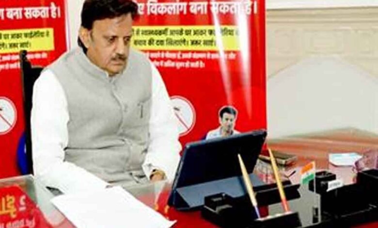 उप मुख्यमंत्री शुक्ल ने राष्ट्रीय फाईलेरिया उन्मूलन कार्यक्रम अंतर्गत एमडीए अभियान का किया शुभारंभ 1 KSHITITECH su1 1 KSHITITECH