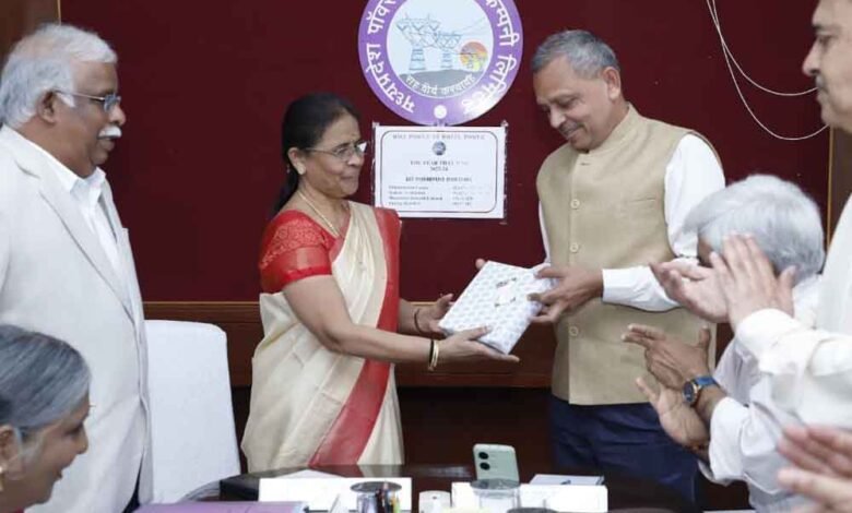 तमिलनाडु ट्रांसमिशन कंपनी की एमडी सहित उच्च स्तरीय टीम ने किया एमपी ट्रांसको का दौरा 1 KSHITITECH tamil KSHITITECH