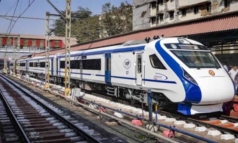 वंदे भारत एक्सप्रेस के भोपाल एवं इटारसी स्टेशन पर समय में किया संशोधन 1 KSHITITECH vande metro1 KSHITITECH