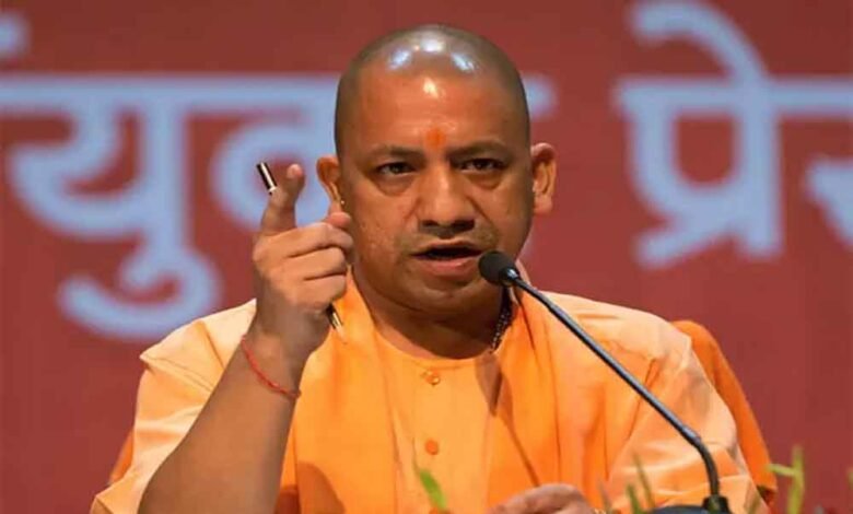कोई काहिरा की तो कोई काठमांडू की घटना का वीडियो दिखाकर प्रयागराज को बदनाम करता रहा, विपक्ष पर बरसे CM योगी 1 KSHITITECH yogi1 13 KSHITITECH