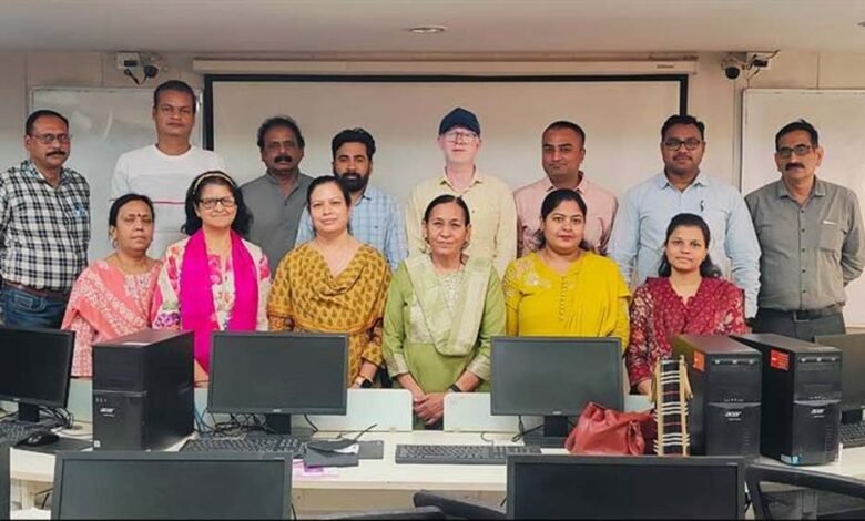 अधिकारियों-कर्मचारियों को दिया ई-आफिस प्रणाली का प्रशिक्षण 1 KSHITITECH 1 1284 KSHITITECH
