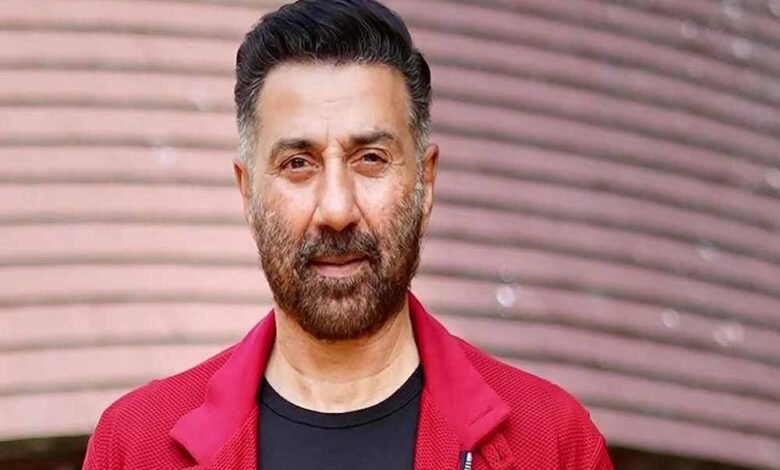 शर्मीलेपन को दूर करने और अभिनय में निपुण बनने के लिए सनी देओल चले गए थे विदेश 1 KSHITITECH 1 638 KSHITITECH