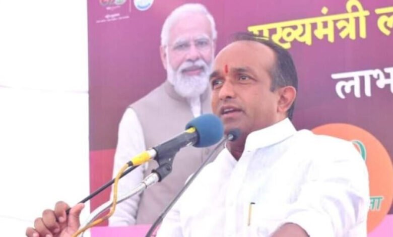 भोपाल नगर अध्यक्ष की लोगों से मांग, सड़कों पर होलिका दहन न करने की मांग, होता है करोड़ों रुपये का नुकसान 1 KSHITITECH 1A 118 KSHITITECH