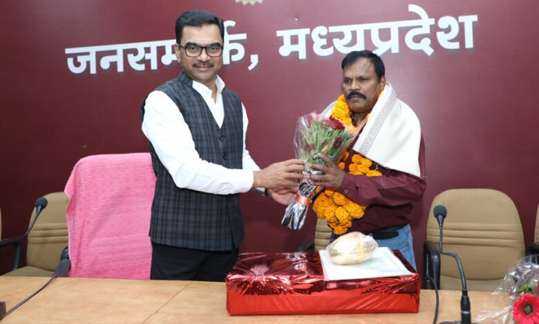 सेवानिवृति पर दी अपर मुख्य सचिव केसरी को भावभीनी विदाई 1 KSHITITECH 1A 15 KSHITITECH