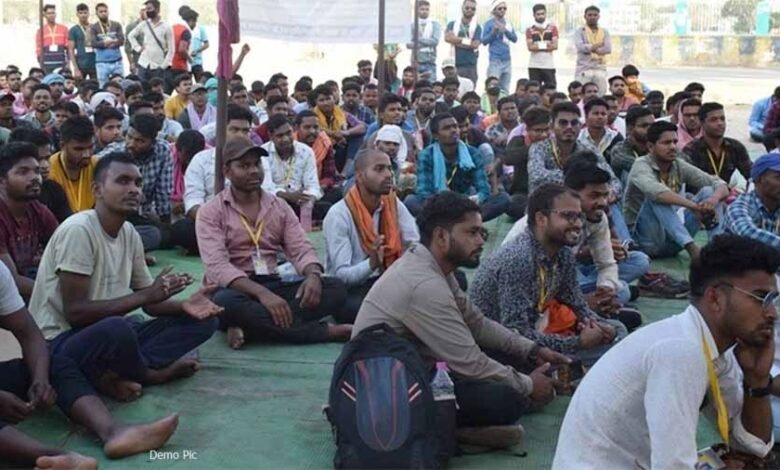 बजट से निराश अनियमित कर्मचारियों ने किया हड़ताल का ऐलान 1 KSHITITECH 2 47 KSHITITECH