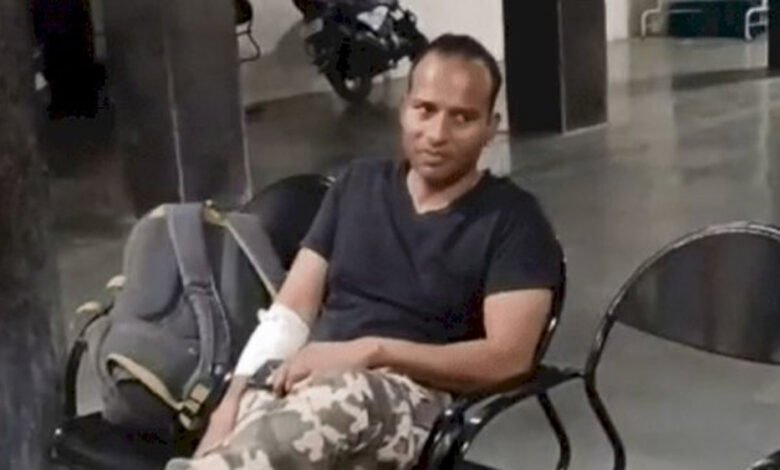 मध्यप्रदेश के पुलिस टीम पर फिर हमला, सागर में वारंटियों को पकड़ने पहुंची टीम को लोगों ने घेर किया पथराव 1 KSHITITECH 28A 64 KSHITITECH