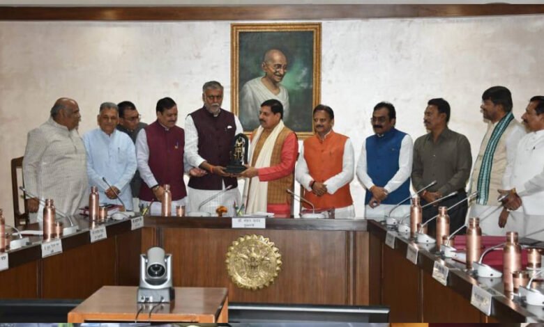 महाकाल मंदिर सुरक्षा के लिए 488 होमगार्ड की होगी तैनाती, कैबिनेट ने दी मंजूरी 1 KSHITITECH 4A 86 KSHITITECH