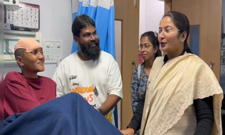 मुख्यमंत्री की संवेदनशीलता और त्वरित पहल से गंभीर घायल तत्काल सतना से हैदराबाद पहुंची 1 KSHITITECH 5A 13 1 KSHITITECH
