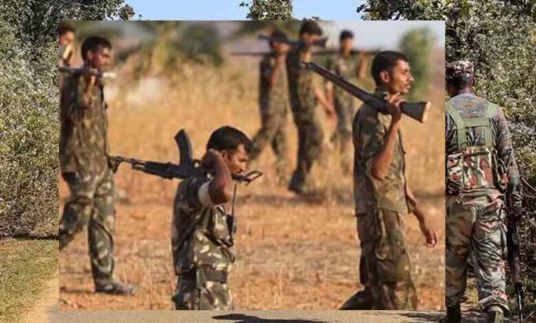 CG में 16 नक्सलियों का एनकाउंटर, सुकमा में चल रही मुठभेड़, नक्सलियों के शव और हथियार बरामद, तलाशी अभियान तेज 1 KSHITITECH Naxal12 4 3 KSHITITECH
