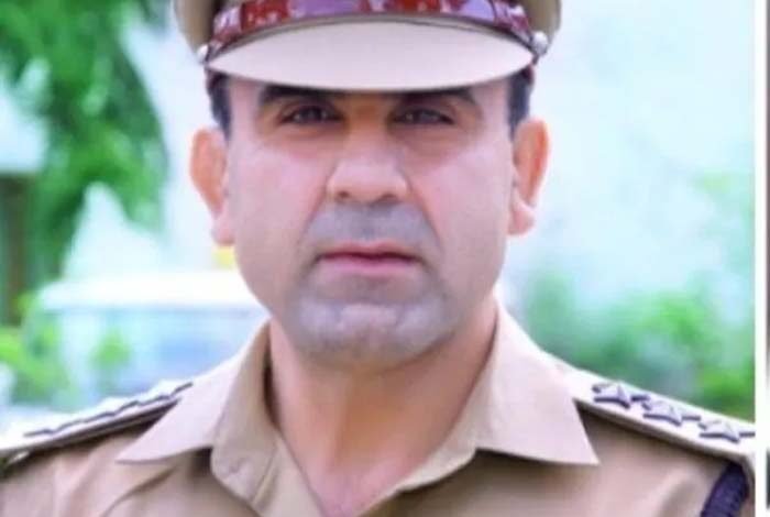 साल में 52 जुमा और एक दिन होली वाला बयान देकर चर्चा में आए संभल के सीओ अनुज चौधरी की जान को खतरा 1 KSHITITECH ceo1 KSHITITECH