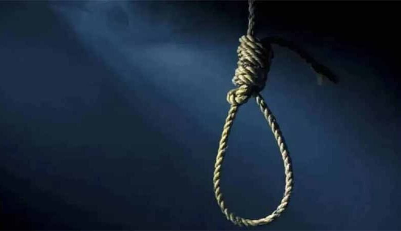 इंटक नेता और वेलफेयर बोर्ड के मेंबर की बेटी ने फांसी लगाकर कर ली आत्महत्या 1 KSHITITECH fasi4 KSHITITECH