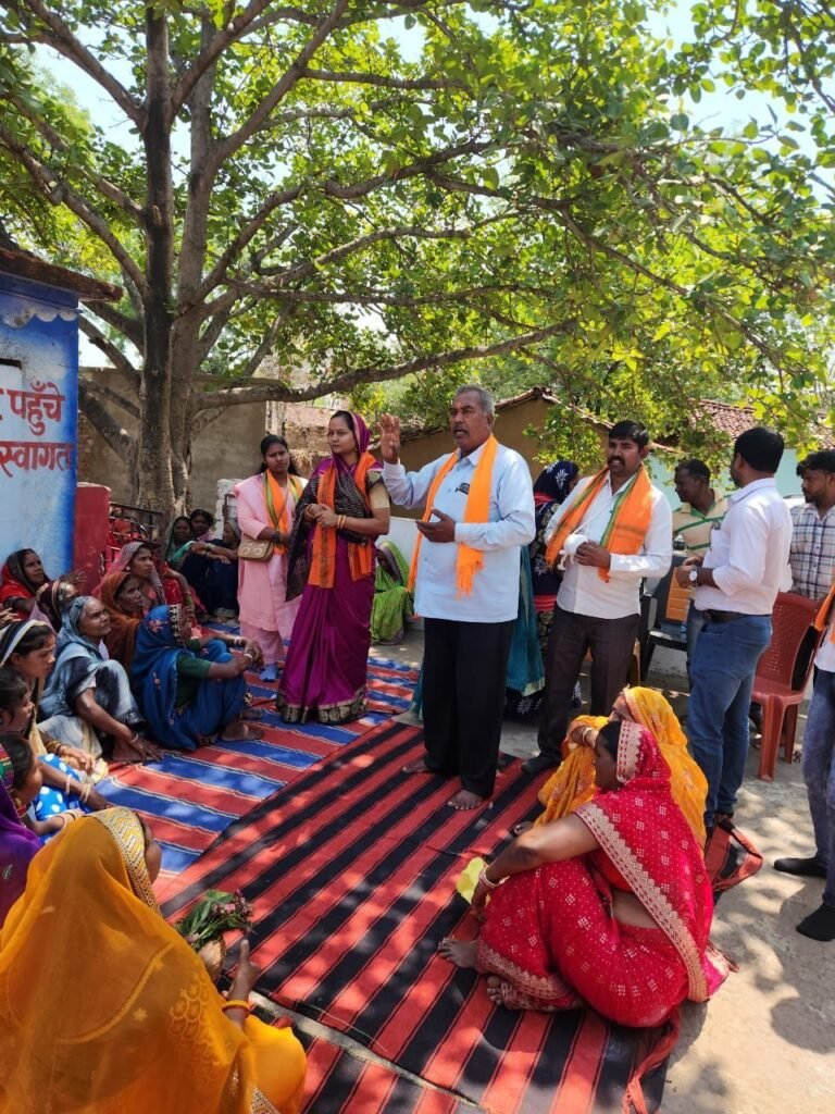इंजी सत्यलता आनंद मिरी निकली क्षेत्र में आभार एंव जनदर्शन करने। बाजे गाजे के साथ हो रही है भव्य स्वागत 7 KSHITITECH img 20250327 wa0052807264515499360241 KSHITITECH