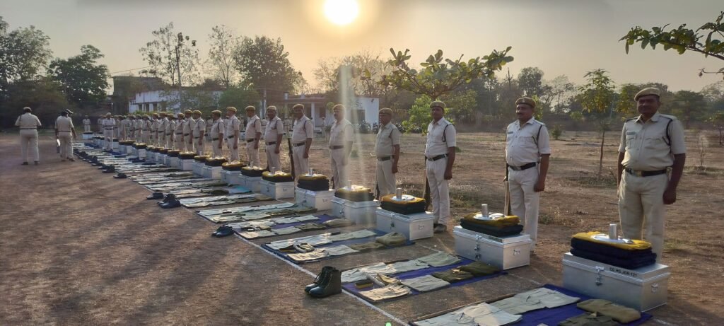 नगर सेना कार्यालय का वार्षिक निरीक्षण हुआ संपन्न एस.के. ठाकुर द्वारा किया गया वार्षिक निरीक्षण ! 16 KSHITITECH img20250311171450143759729195673996 KSHITITECH