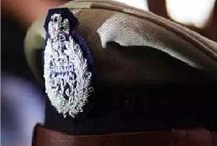 योगी सरकार ने फिर आईपीएस अफसरों के तबादलों का बड़ा कदम उठाया, 32 IPS अफसरों को दी नई जिम्मेदारी 1 KSHITITECH ips KSHITITECH