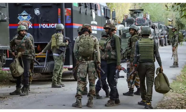कुपवाड़ा में सेना का बड़ा ऑपरेशन, एक आतंकी ढेर, 2-3 आतंकवादियों के छिपे होने की आशंका 1 KSHITITECH jamu1 2 KSHITITECH