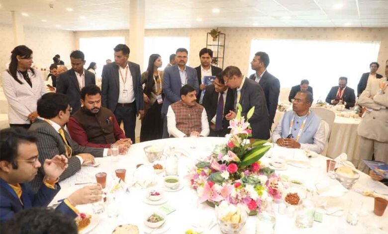 मुख्यमंत्री डॉ. यादव ने ग्लोबल इन्वेस्टर्स समिट में अतिथि देवो भव: के भाव को किया चरितार्थ 1 KSHITITECH sa KSHITITECH