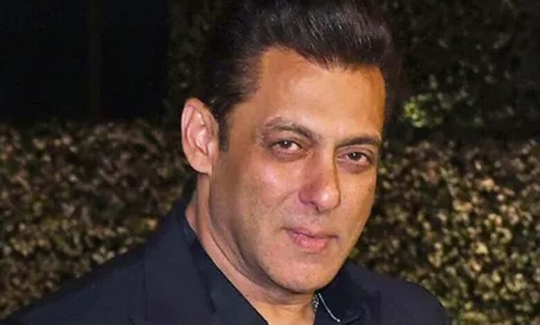 सलमान खान ने मीडिया से कहा- भारी सुरक्षा के साथ बाहर आना- जाना परेशानियों का सबब बन जाता है 1 KSHITITECH salman1 KSHITITECH