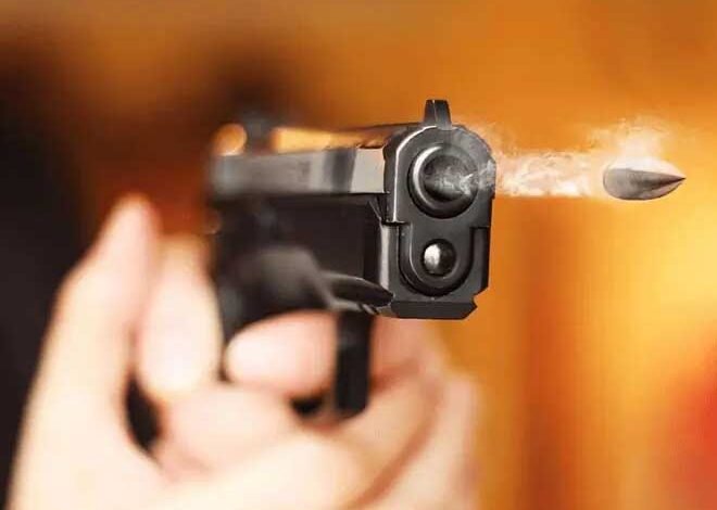 छात्रों के गुटों में हो रहे झगड़े का विरोध किया तो आरोपियों ने महिला को मारी गोली 1 KSHITITECH shoot2 6 KSHITITECH