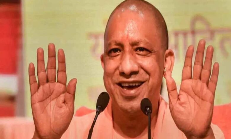CM योगी बोले -सौ हिंदू परिवारों के बीच एक मुस्लिम परिवार सुरक्षित, हालांकि, सौ मुस्लिम परिवारों के बीच 50 हिंदू परिवारों के सुरक्षित होने की संभावना! 1 KSHITITECH yogi cm 132 5 KSHITITECH
