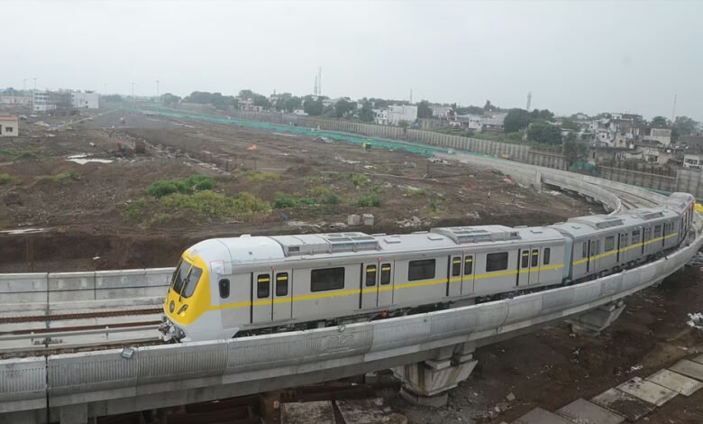 सीएमआरएस से इंदौर में मेट्रो चलाने को मिली क्लीन चिट, ई-बस पहुंचाएगी सुपर कॉरिडोर पर बने मेट्रो स्टेशन तक 1 KSHITITECH 10A 52 KSHITITECH