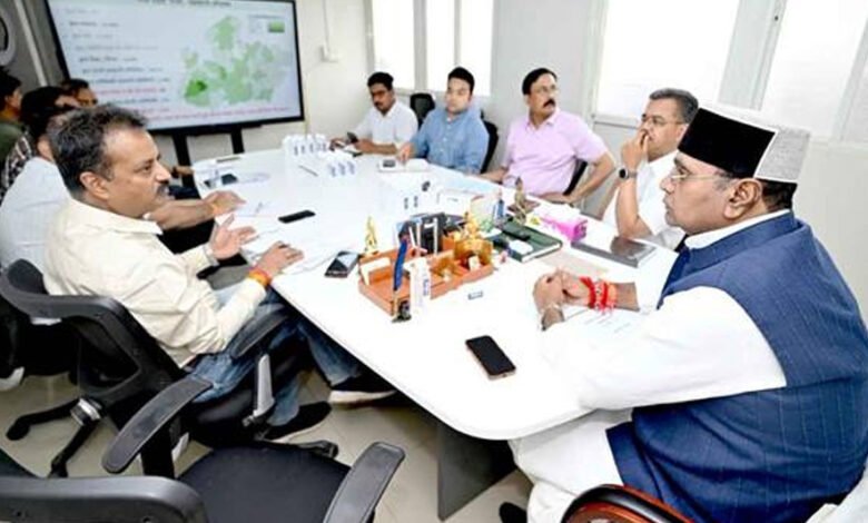 मंत्री सारंग ने की अधिकारियों के साथ तैयारियों की समीक्षा 1 KSHITITECH 11A 6 1 KSHITITECH