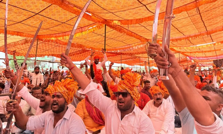 ' 5 बजे तक रामजी लाल परएक्शन नहीं लिया तो...', आगरा में करणी सेना की चेतावनी, रैली में केंद्रीय मंत्री बघेल भी पहुंचे 1 KSHITITECH 12A 104 KSHITITECH