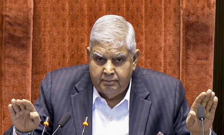 ‘ राष्ट्रपति को आदेश नहीं दे सकतीं अदालतें’, उपराष्ट्रपति ने SC के फैसले पर जताई नाराजगी; कहा- आर्टिकल 142 न्यूक्लियर मिसाइल बन गया 1 KSHITITECH 17A 39 1 KSHITITECH