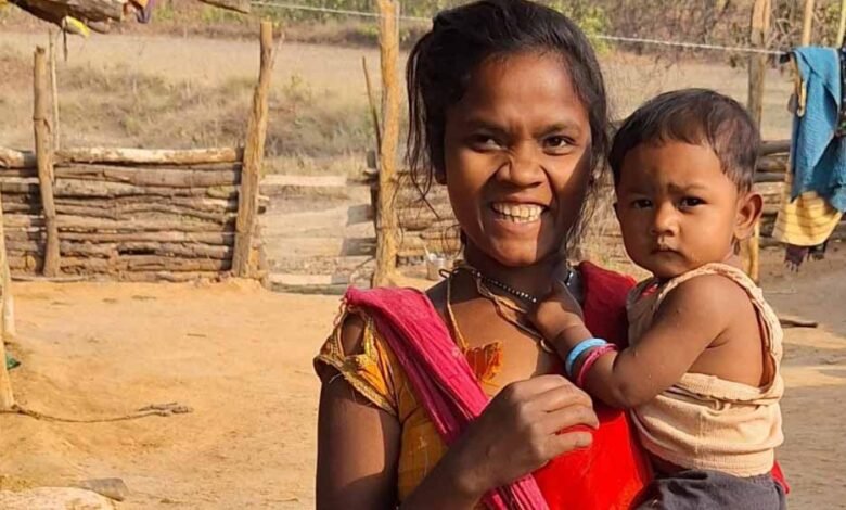 रायपुर : बेटी अनुष्का की छठी में महतारी वंदन योजना बनी खुशियों की वजह 1 KSHITITECH 17A 81 KSHITITECH