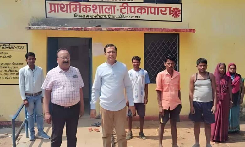विद्यालयों में लापरवाही बरतने का नतीजा, एक प्रधानपाठक निलंबित, तीन शिक्षकों को नोटिस 1 KSHITITECH 19A 85 KSHITITECH