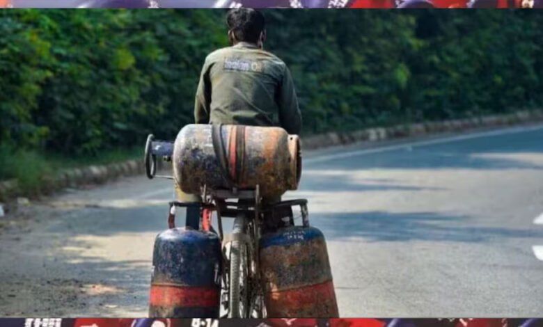 LPG की कीमत घटी ... ₹12 लाख तक इनकम टैक्स फ्री, आज से देश में लागू हो रहे ये 5 बड़े बदलाव 1 KSHITITECH 1A 23 KSHITITECH