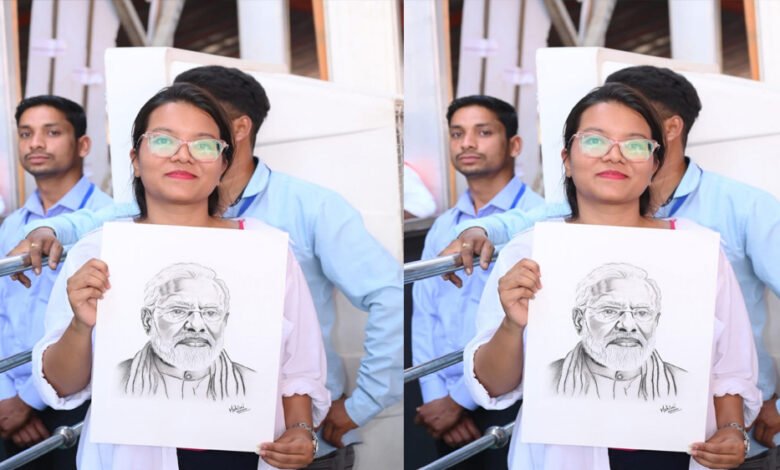 मोहभट्ठा की आमसभा में प्रधानमंत्री मोदी का दिल छू लेने वाला क्षण 1 KSHITITECH 1A 9 1 KSHITITECH