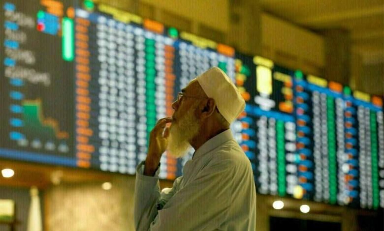 पाकिस्तान के शेयर बाजार में 2,000 से अधिक अंकों की आई गिरावट 1 KSHITITECH 2 397 KSHITITECH