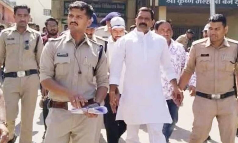 इंदौर नगर निगम के विपक्षी नेता चिंटू चौकसे को हत्या के प्रयास के आरोप में गिरफ्तार किया गया 1 KSHITITECH 21A 36 1 KSHITITECH
