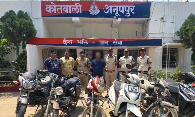 सूदखोरी के विरूद्ध पुलिस अधीक्षक की बड़ी कार्यवाही, जरूरतमंदो को कर्ज के जाल में फंसाकर लाखों ब्याज वसूलने वाले आरोपी गिरफ्तार 1 KSHITITECH 25A 93 KSHITITECH