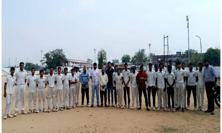 कोरिया जिले में अंडर-16 डेज क्रिकेट टीम का चयन संपन्न, 8 अप्रैल को रायपुर में खेलेगी पहला मैच 1 KSHITITECH 5A 54 KSHITITECH